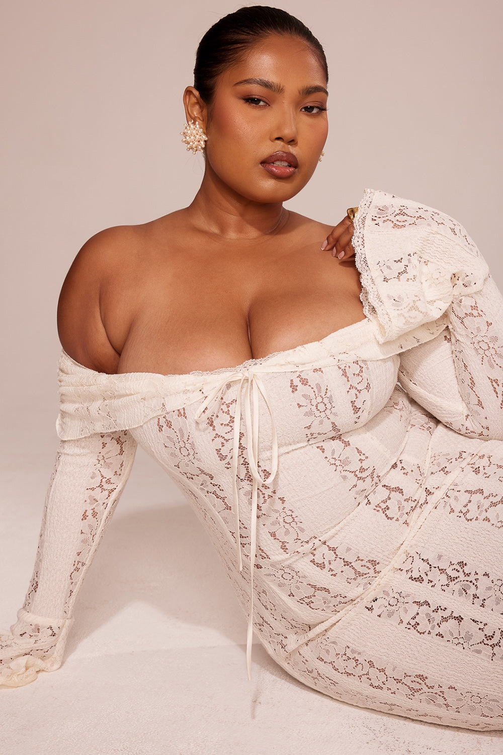 Belle-Vintage Cream Floral Lace Off Shoulder Maxi Dress